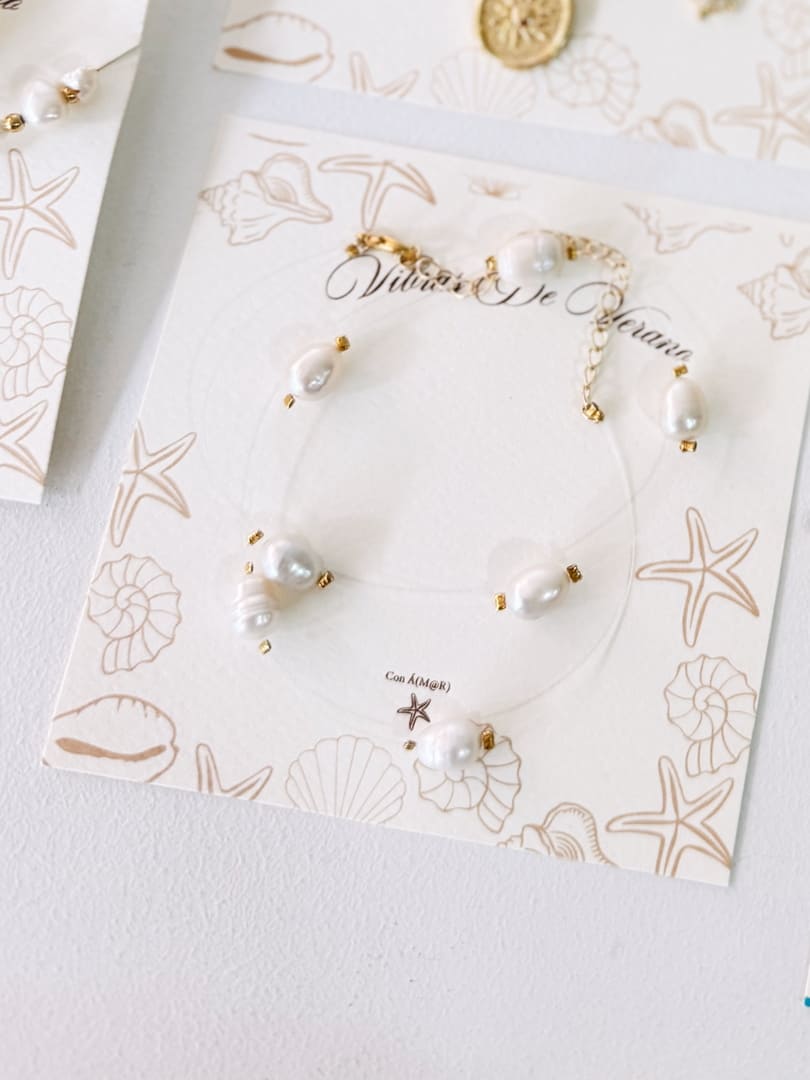 Isla Necklace