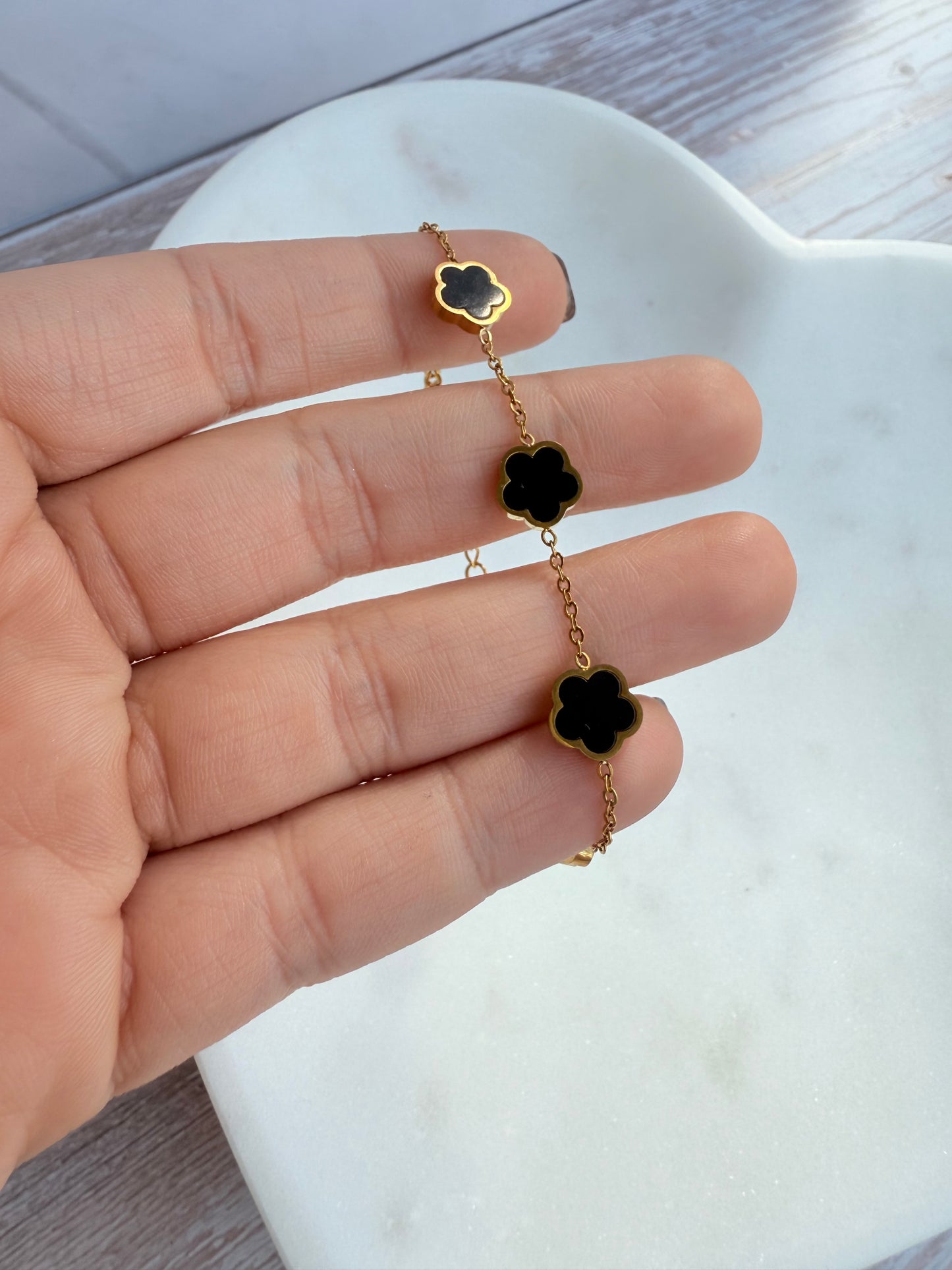 Trebol Black Bracelet
