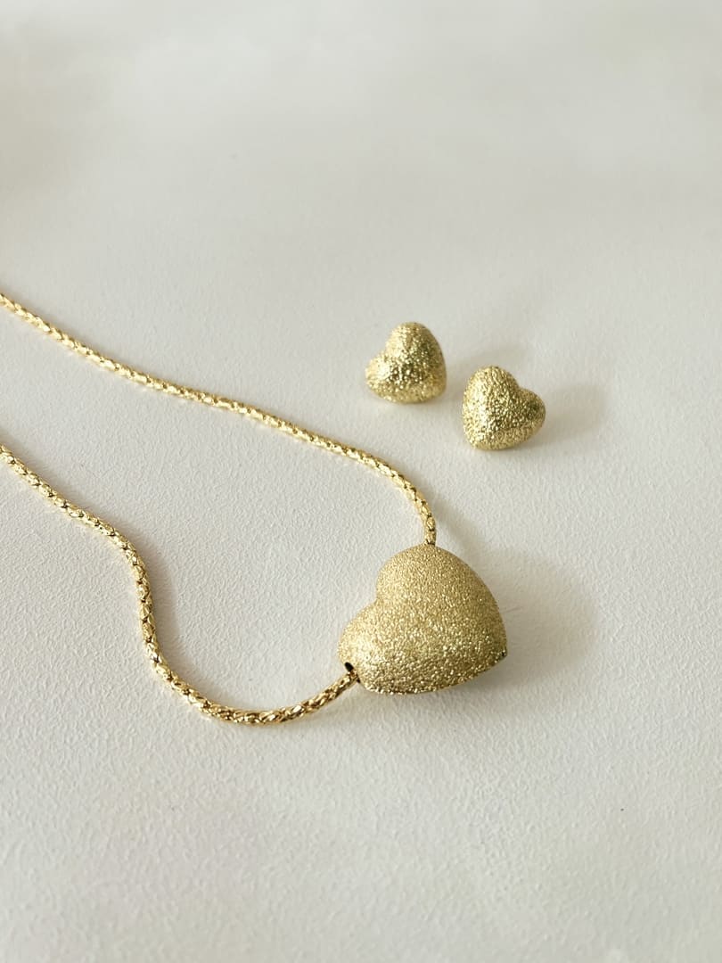 Mila Necklace
