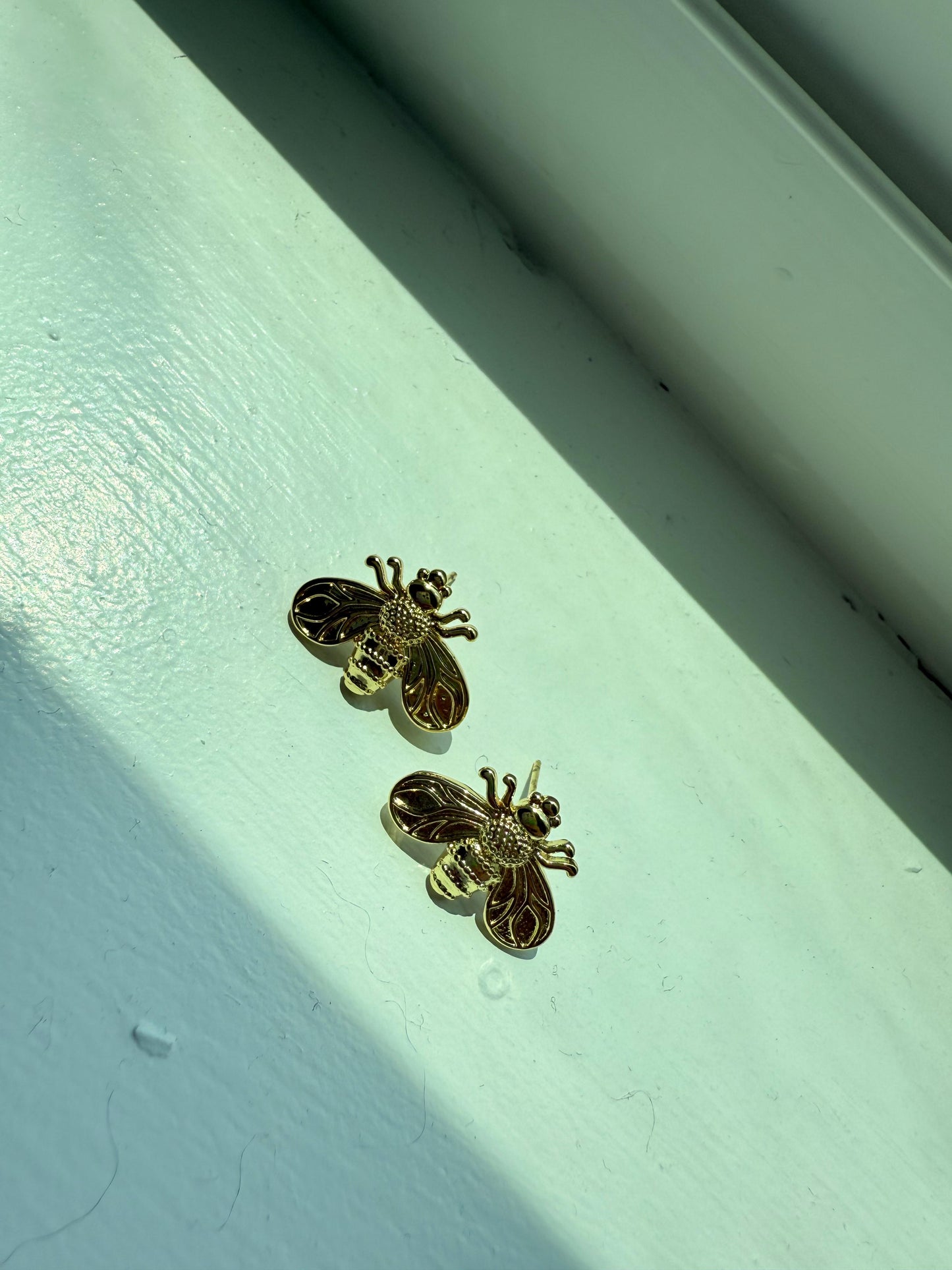 Bee Studs